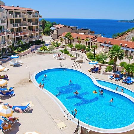Montetrest Apartments Sveti Stefan Εξωτερικό φωτογραφία