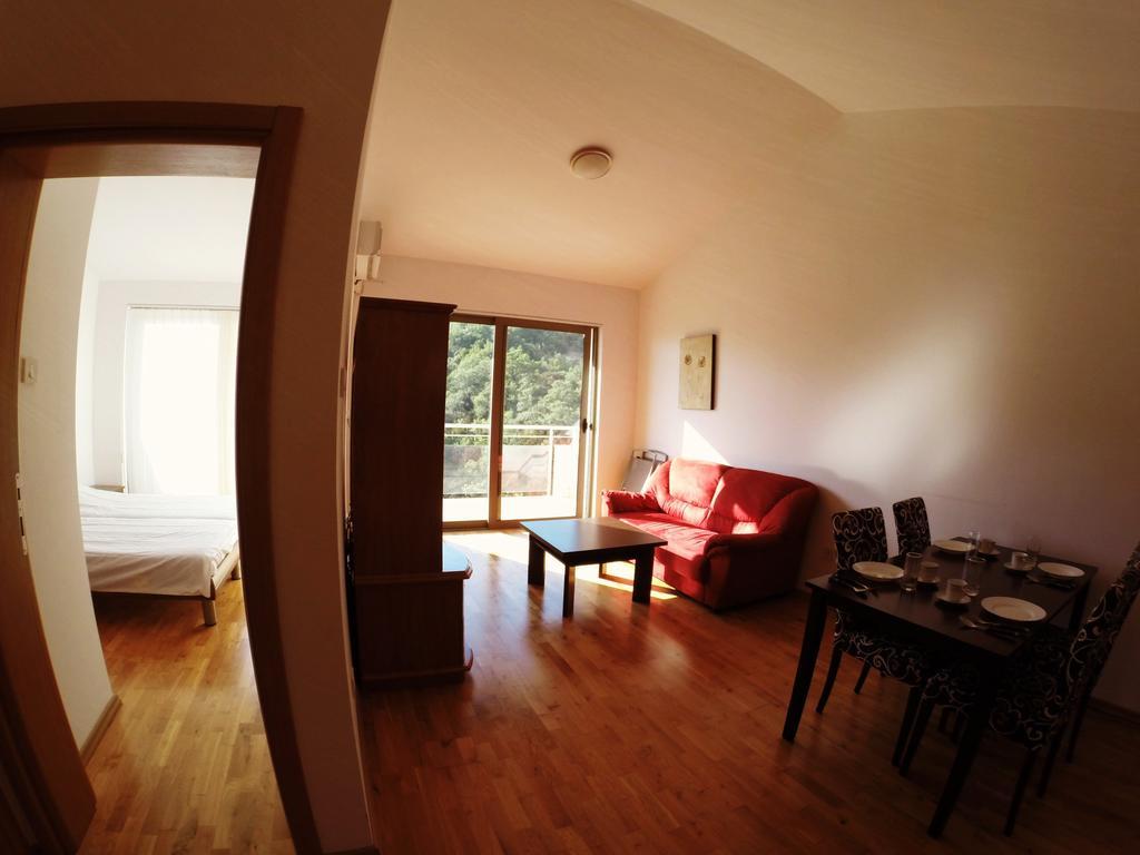 Montetrest Apartments Sveti Stefan Εξωτερικό φωτογραφία